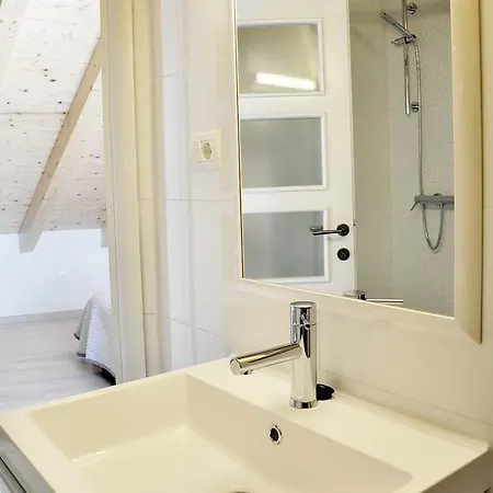 Stagnja 게스트하우스 4*