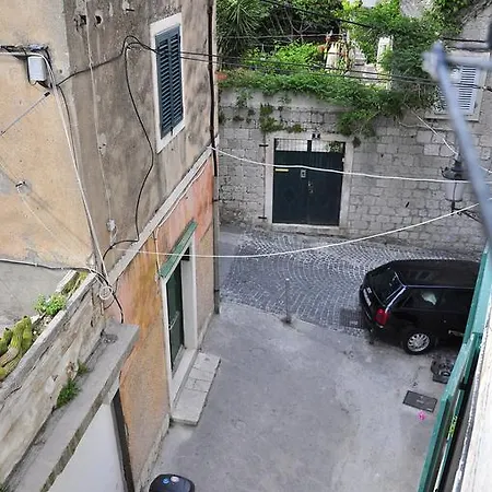 Stagnja בית הארחה ספליט